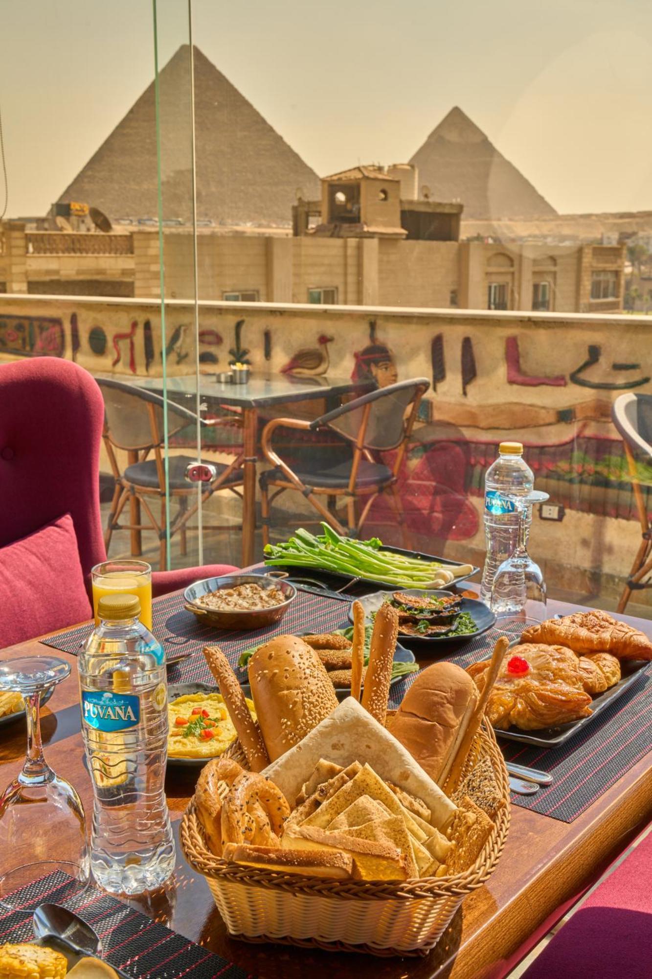 King Pyramids View Hotel Kafrat al Jabal Exterior photo